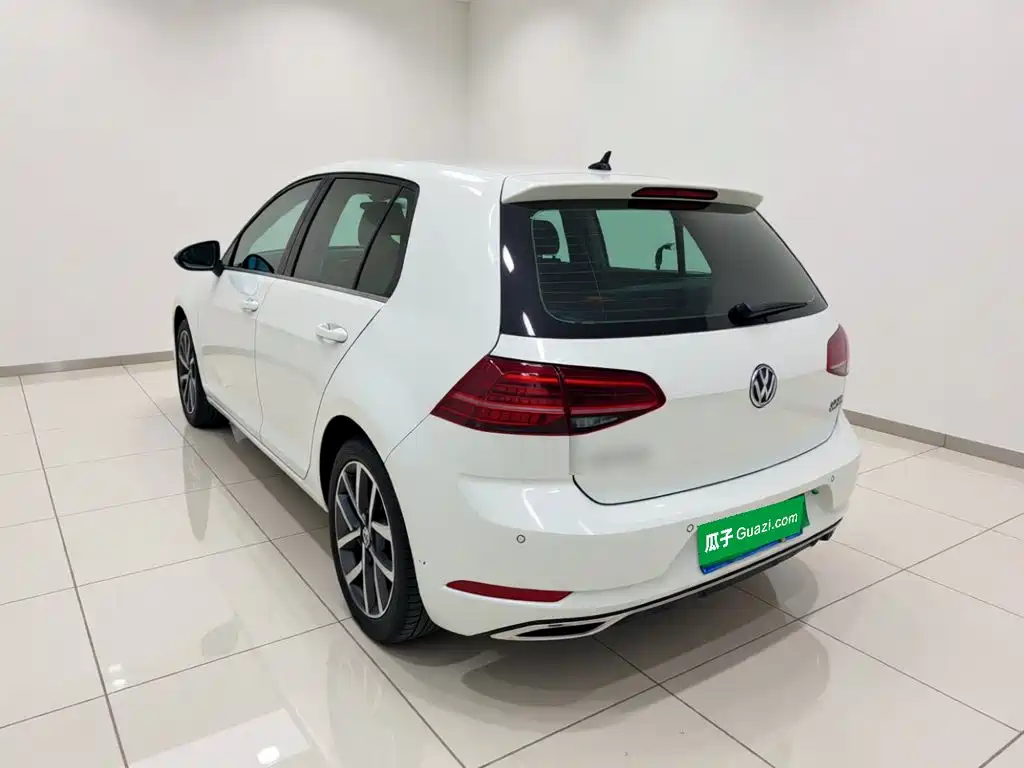 Volkswagen Golf — миниатюра 4