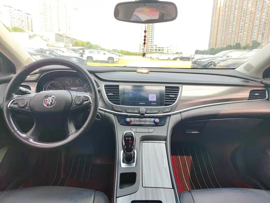 Buick LaCrosse — миниатюра 6