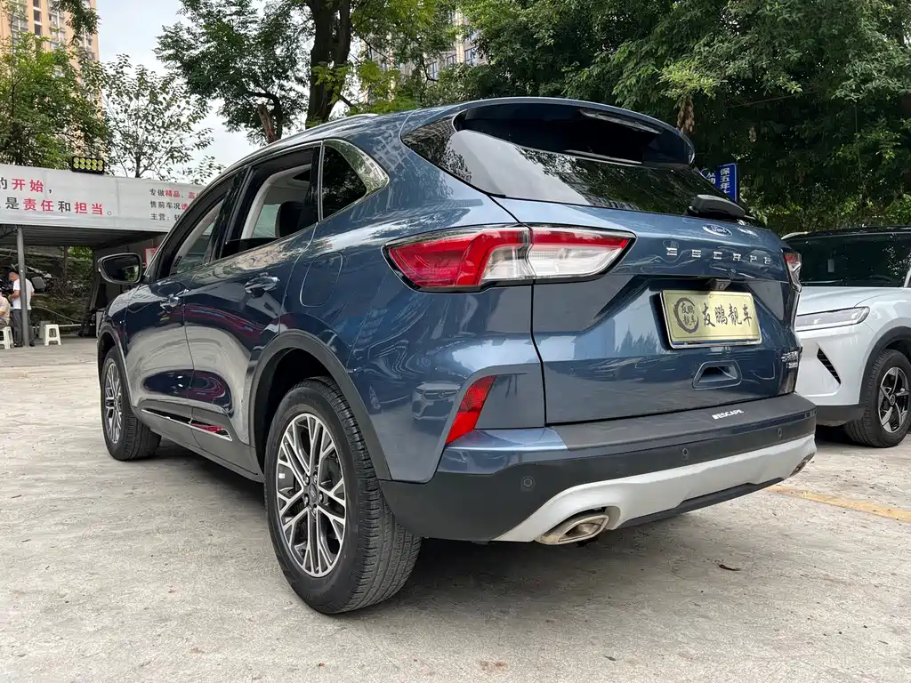 Ford Escape — миниатюра 18