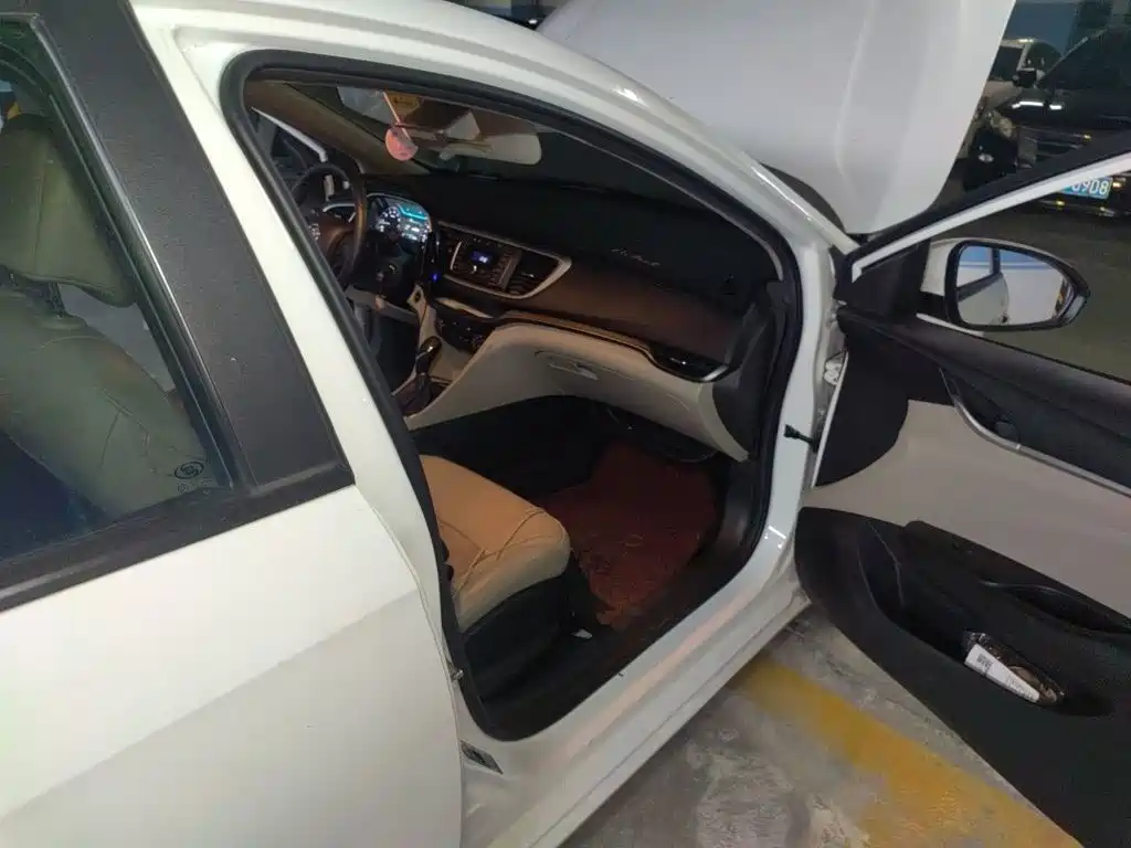 Buick Excelle — миниатюра 18