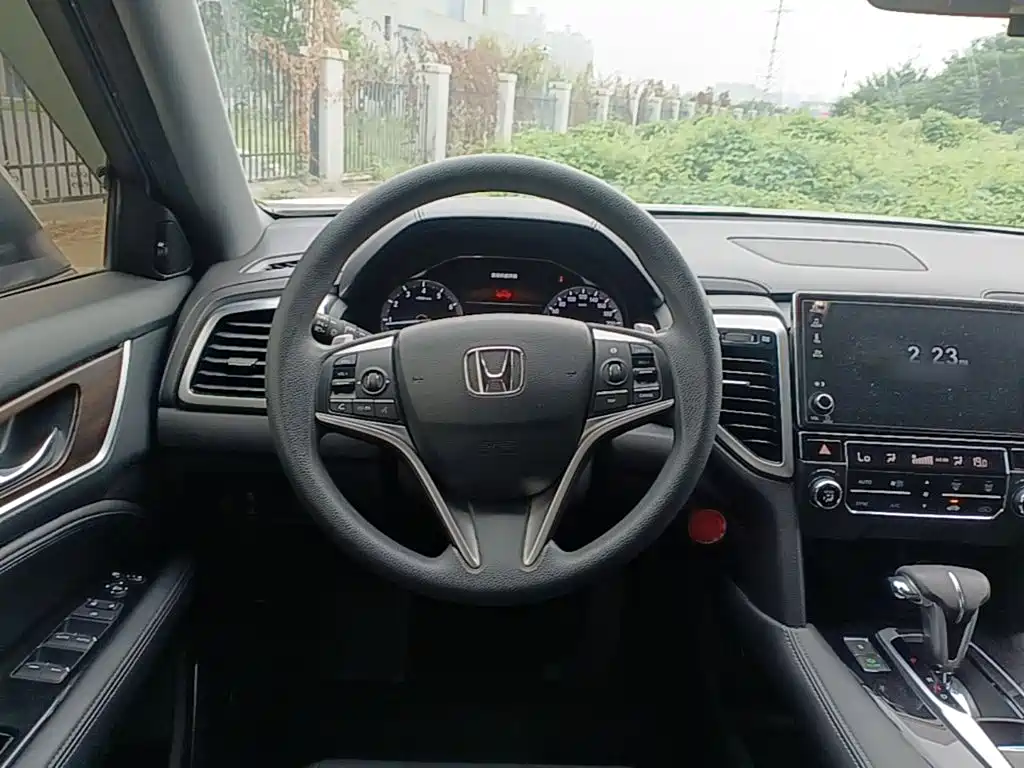 Honda UR-V — миниатюра 11