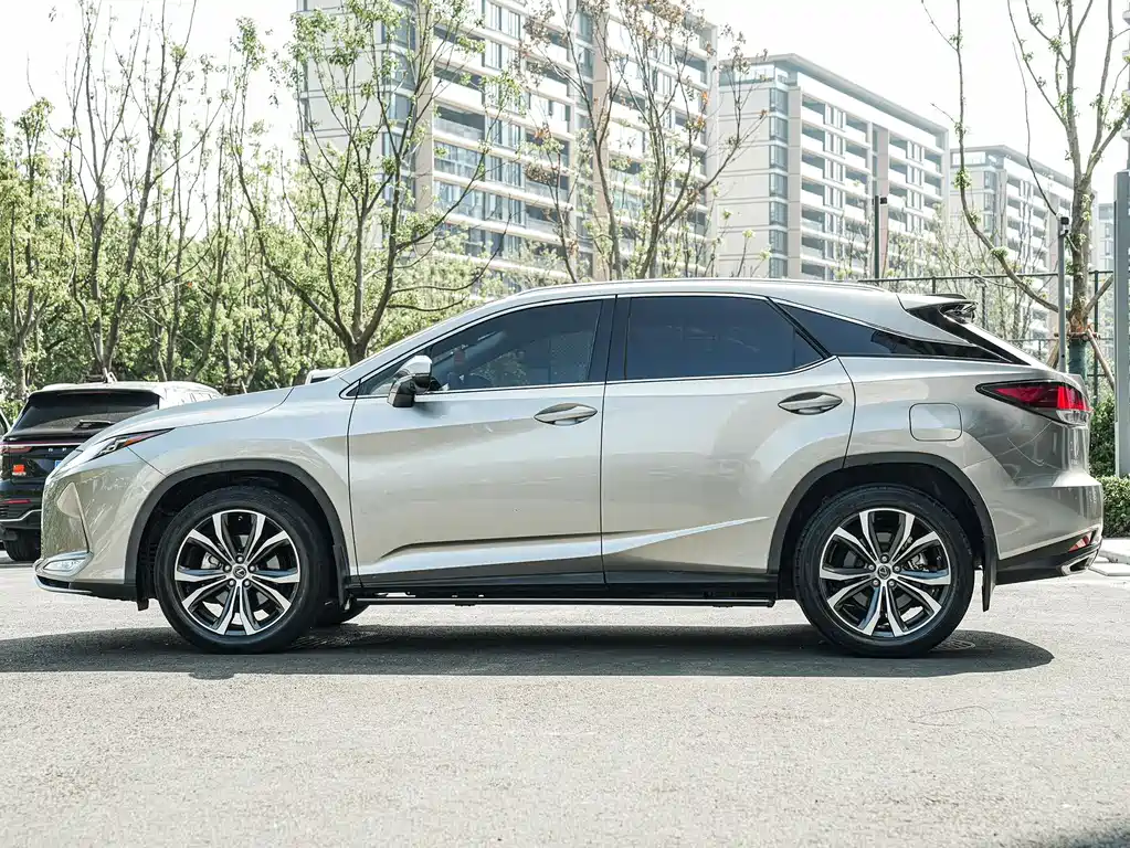 Lexus RX — миниатюра 8
