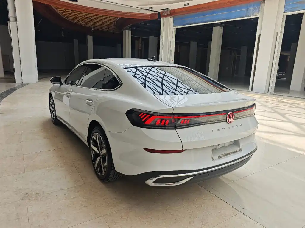 Volkswagen Lamando — миниатюра 6