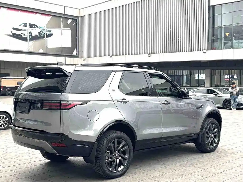 Land Rover Discovery — миниатюра 4