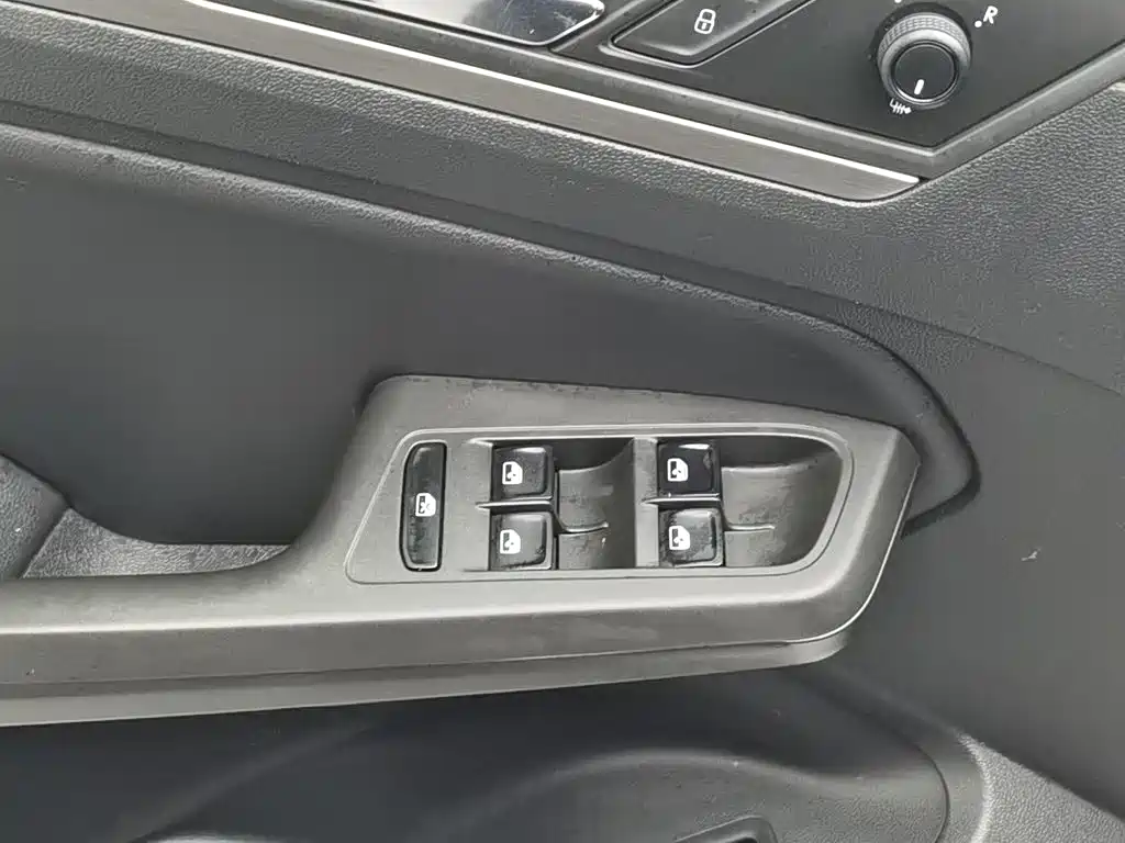 Volkswagen Lamando — миниатюра 9