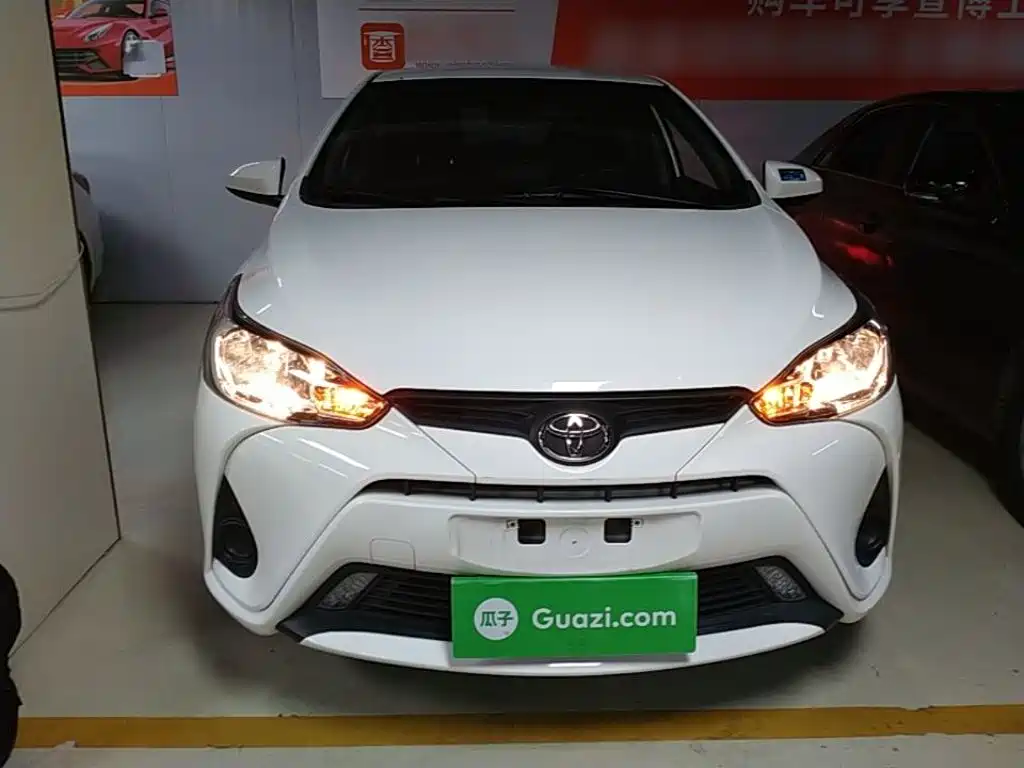 Toyota Yaris L — миниатюра 3