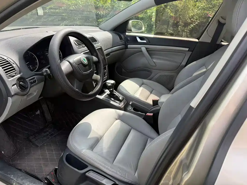 Skoda Octavia — миниатюра 10