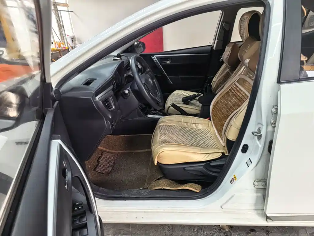 Toyota Corolla — миниатюра 15