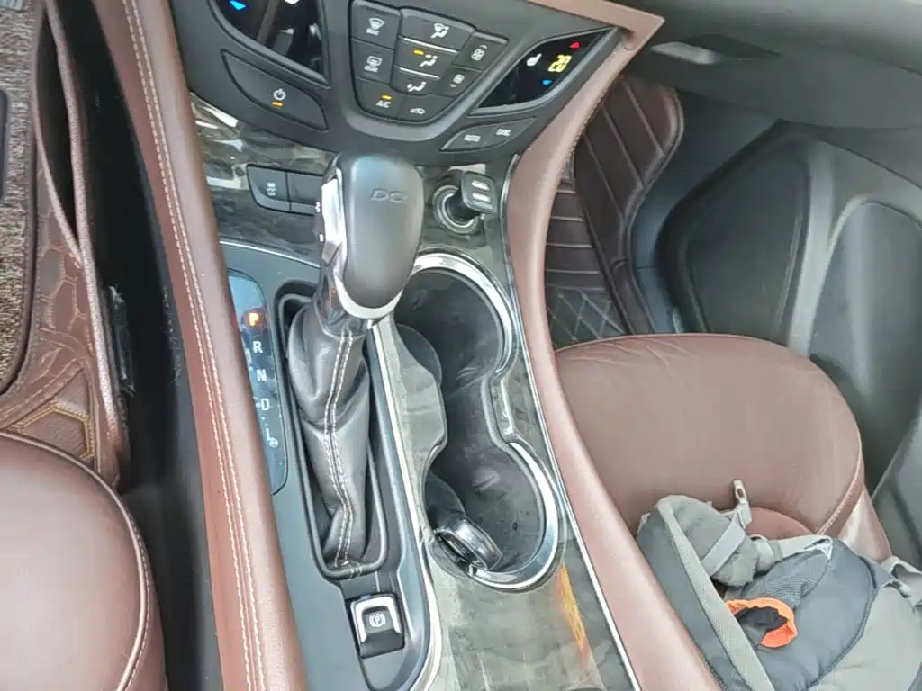 Buick Envision Plus — миниатюра 14