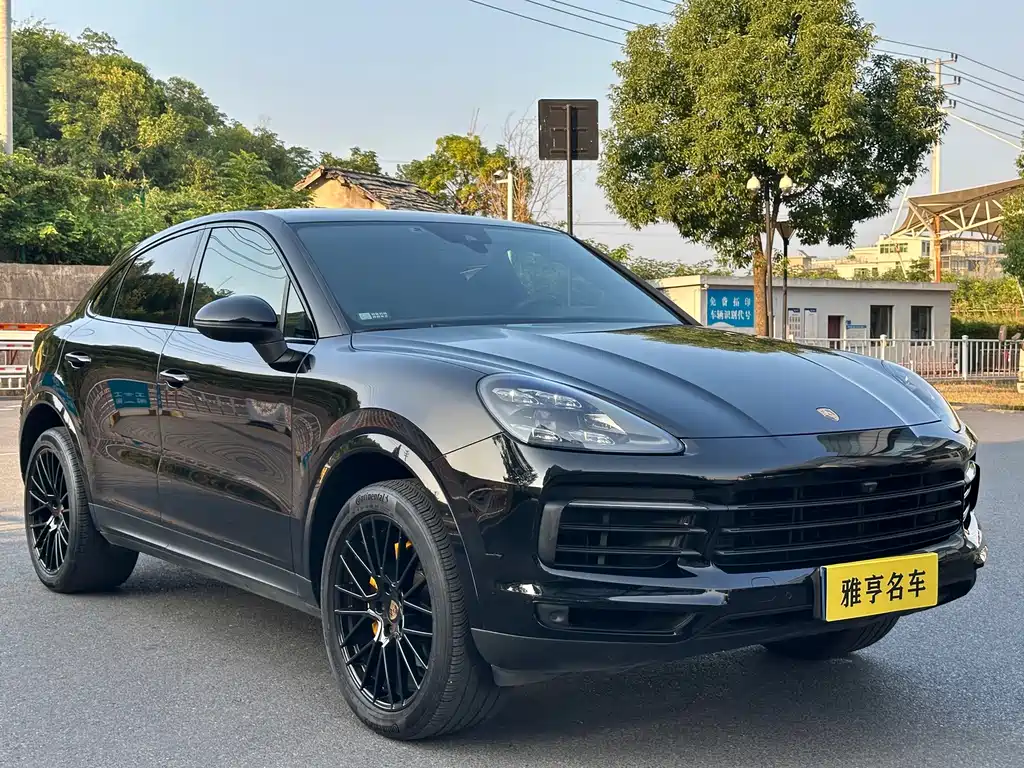 Porsche Cayenne — миниатюра 3
