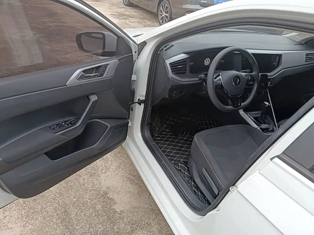 Volkswagen Polo — миниатюра 16