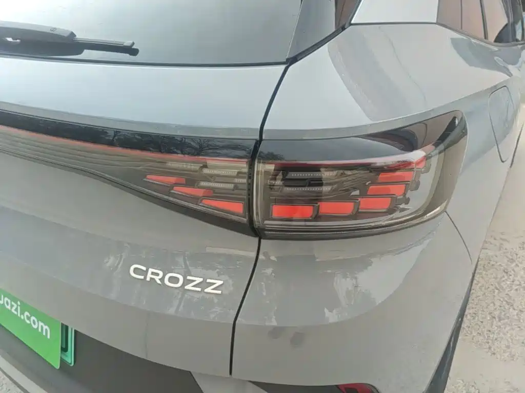 Volkswagen ID.4 Crozz — миниатюра 8