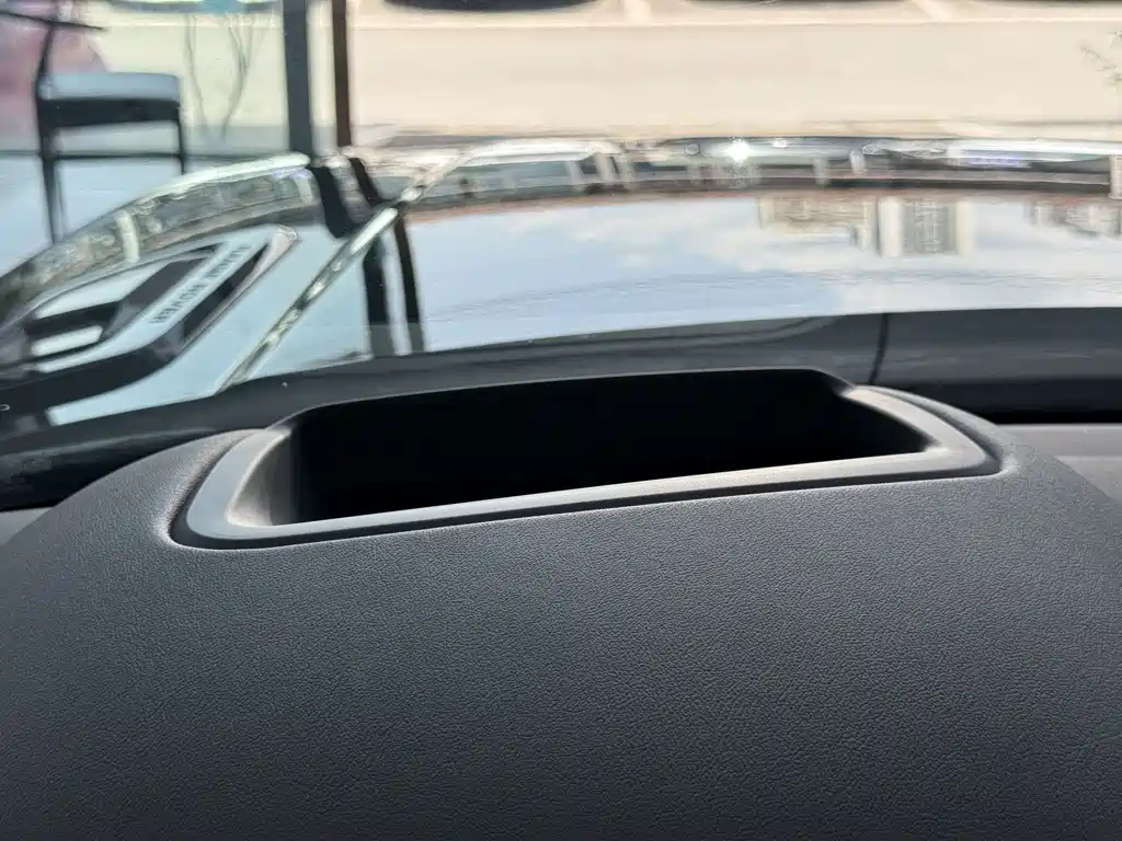 Land Rover Sport — миниатюра 14