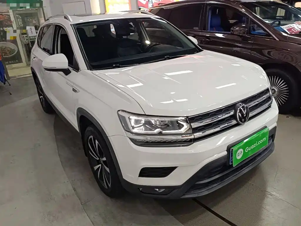 Volkswagen Tharu — миниатюра 4