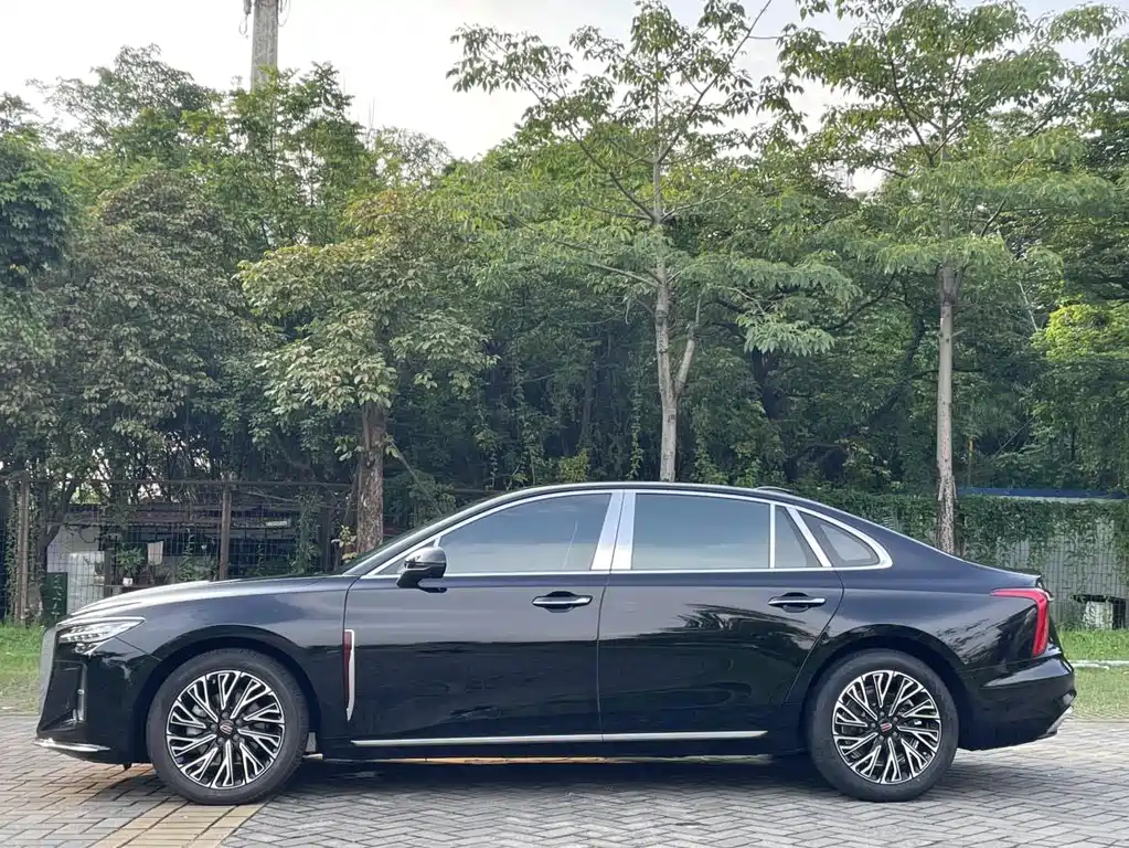 Hongqi Hongqi H5 — миниатюра 17