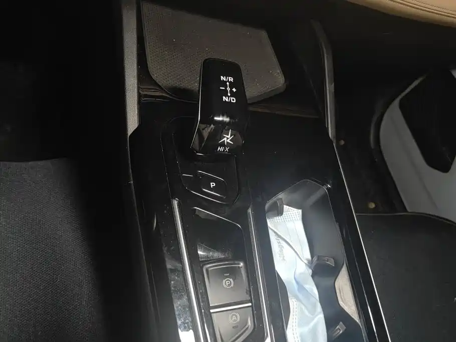 Geely L HiP — миниатюра 16