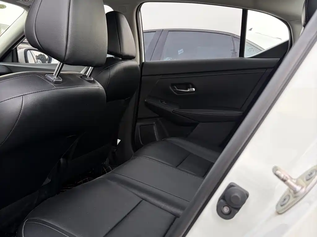 Nissan Sylphy — миниатюра 18