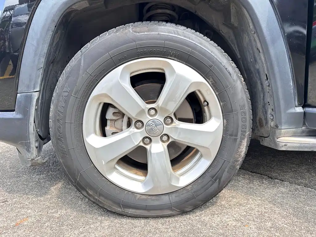 Jeep Compass — миниатюра 18