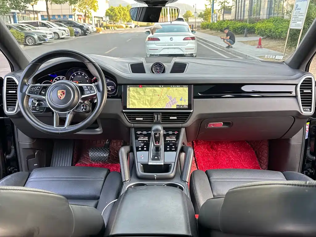 Porsche Cayenne — миниатюра 14
