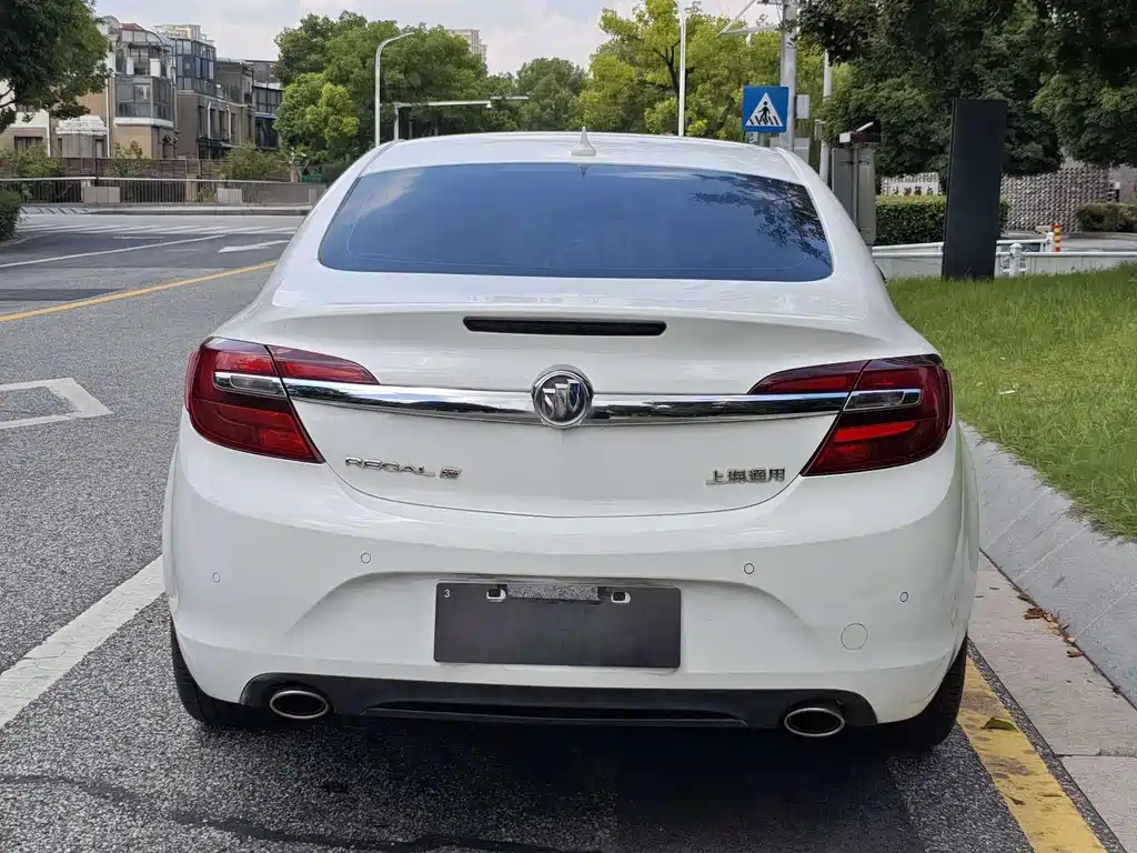 Buick Regal — миниатюра 4