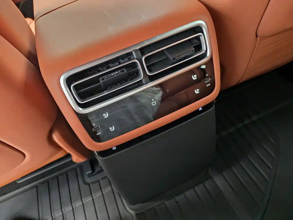 Li Auto Li L7 — миниатюра 13