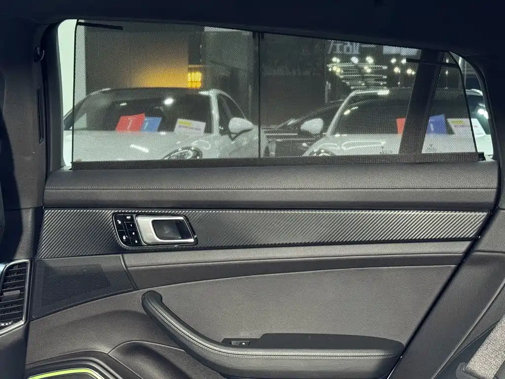 Porsche Panamera — миниатюра 25