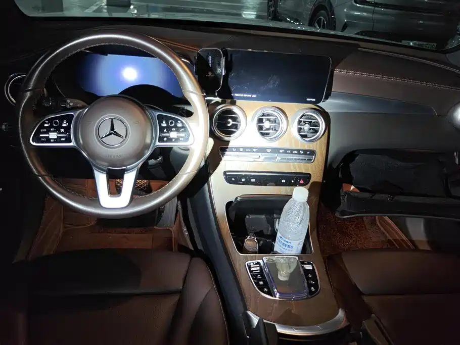 Mercedes-Benz GLC — миниатюра 12