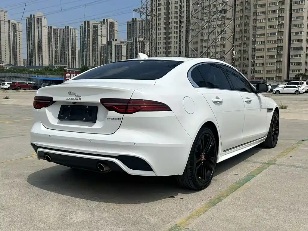 Jaguar XEL 2022 2.0T 250PS R-DYNAMIC S Sport