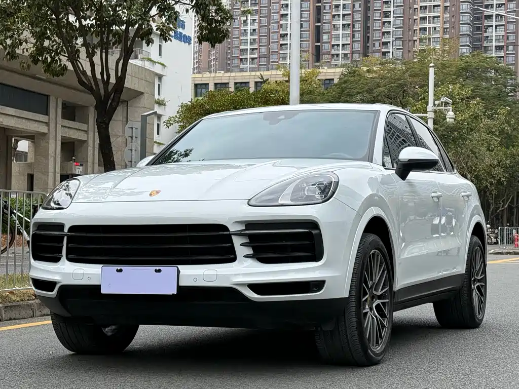 PORSCHE CAYENNE