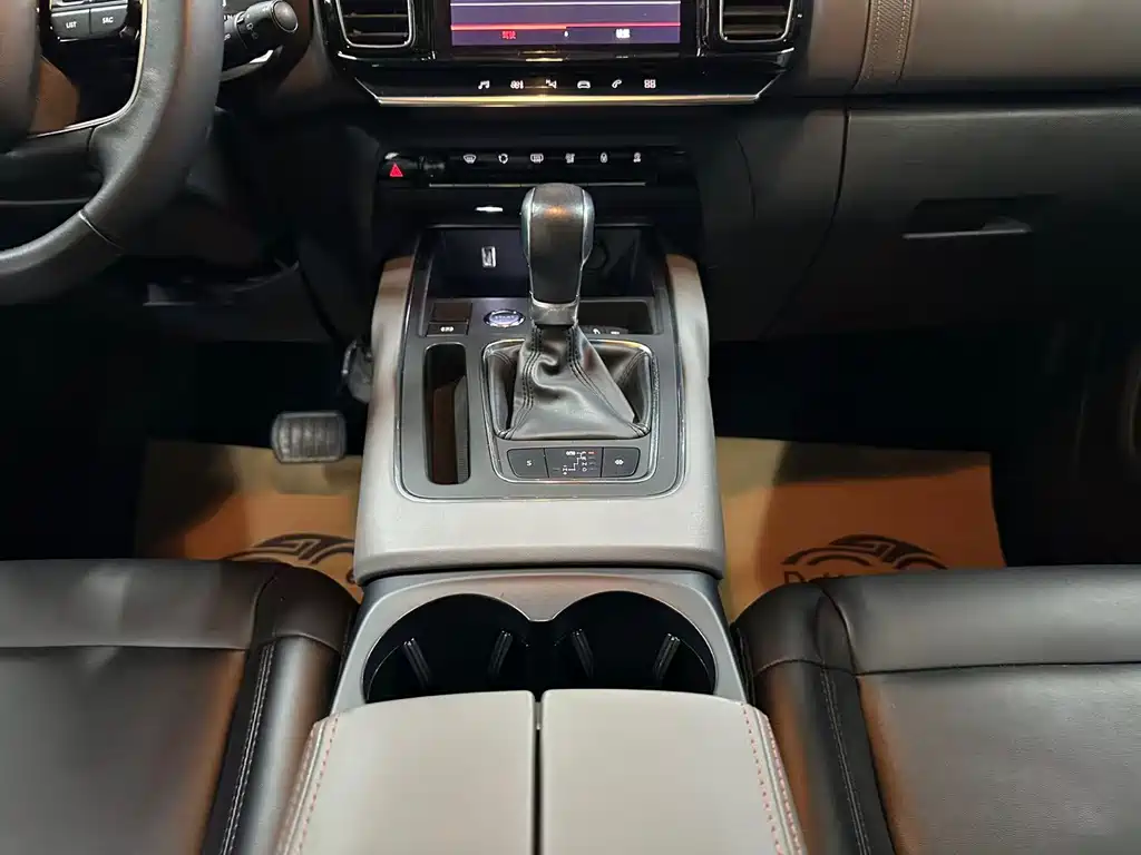Citroen C5 AIRCROSS — миниатюра 12