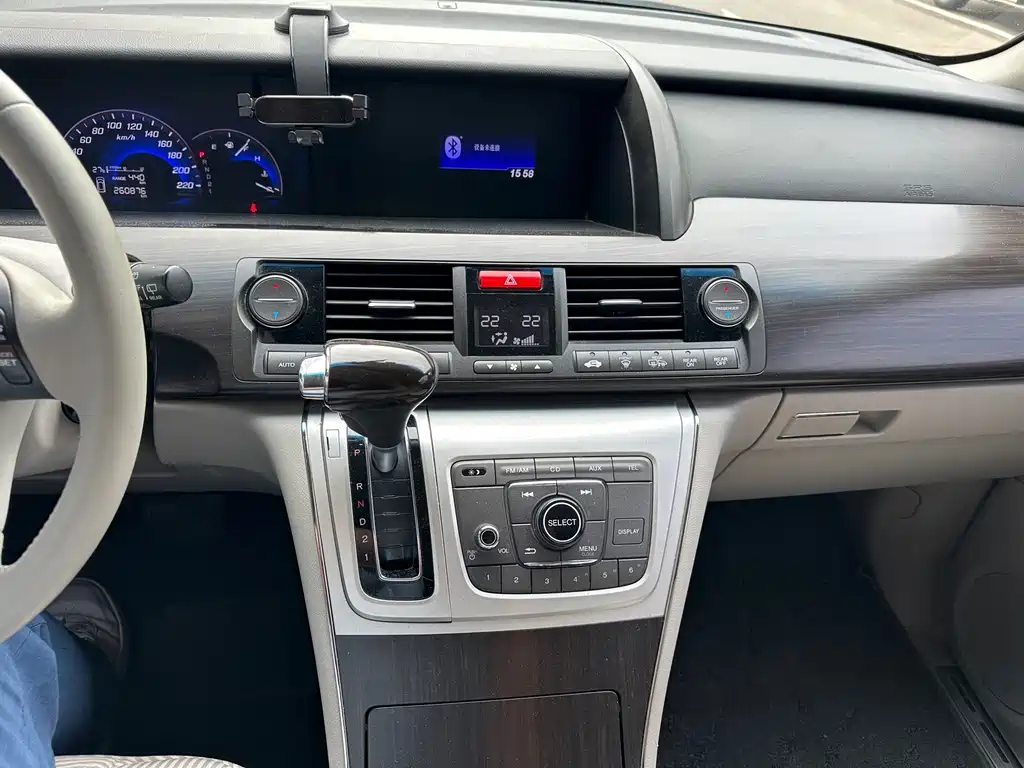 Honda Elysion — миниатюра 8