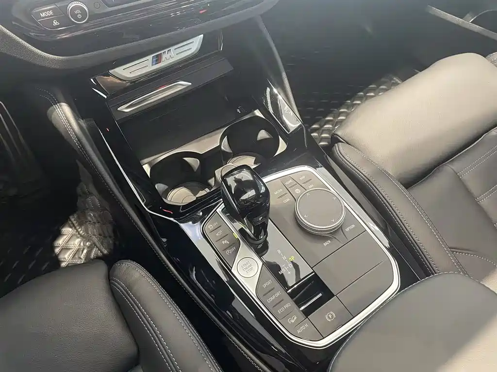 BMW X4 M40i — миниатюра 15
