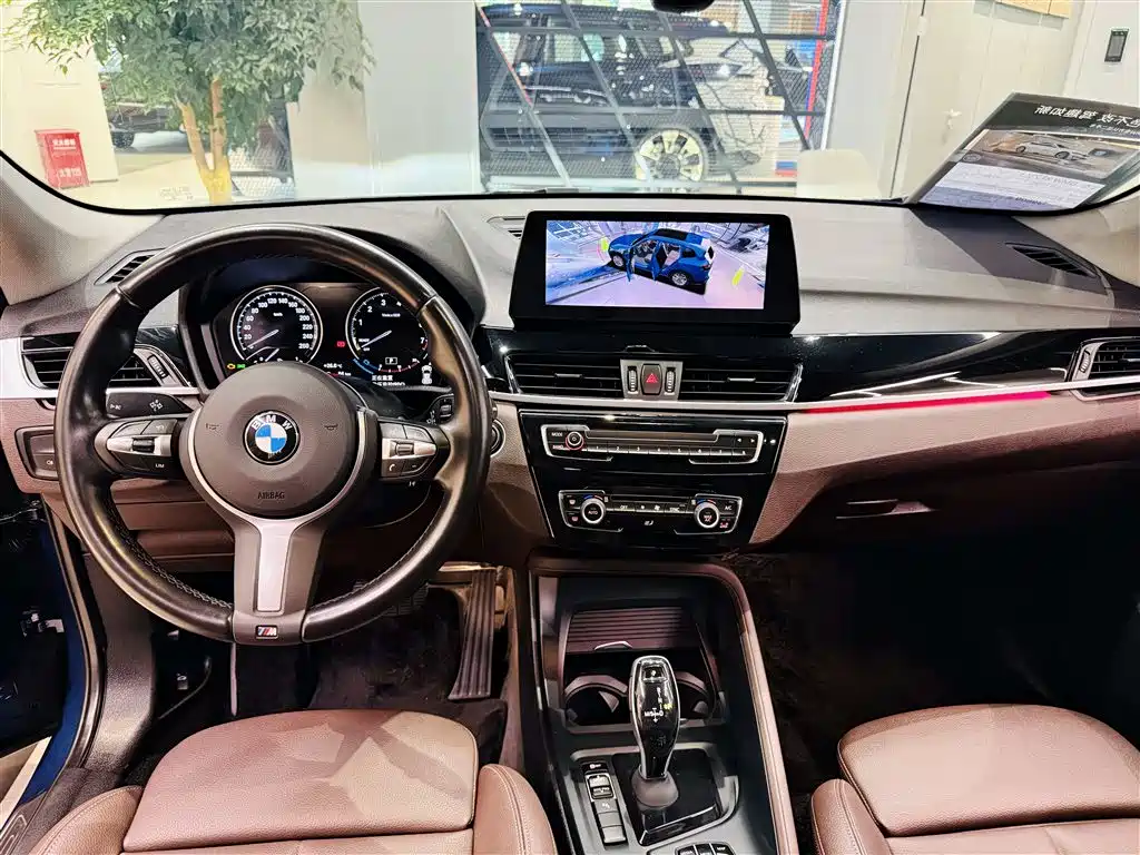 BMW  X1