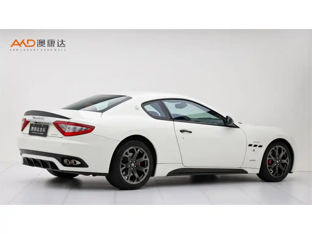 Maserati GranTurismo — миниатюра 3