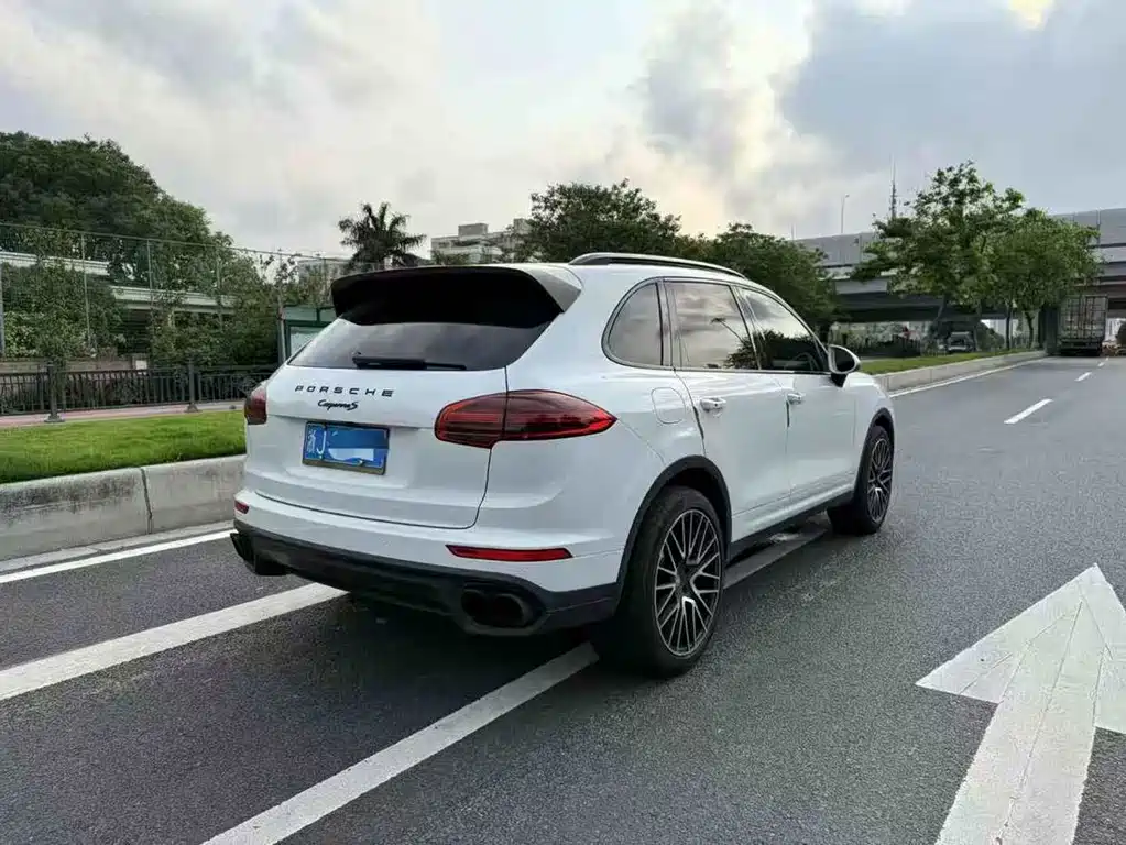 Porsche Cayenne 2016 Cayenne 3.0T