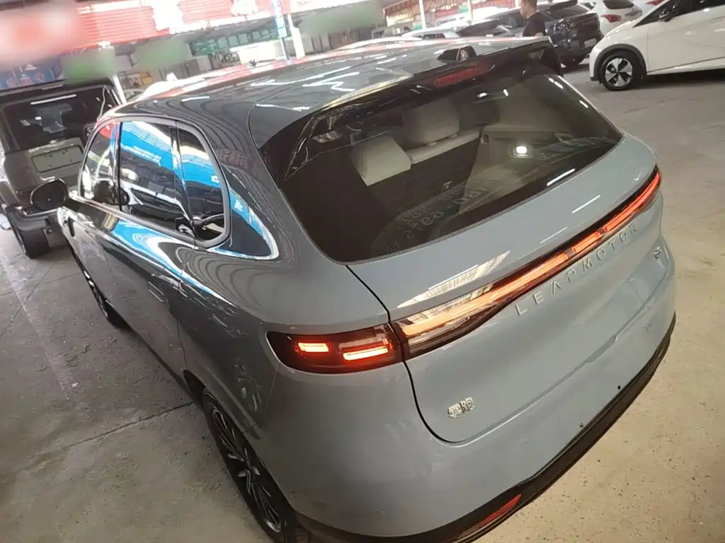 Leapmotor Leapmotor B10 — миниатюра 5