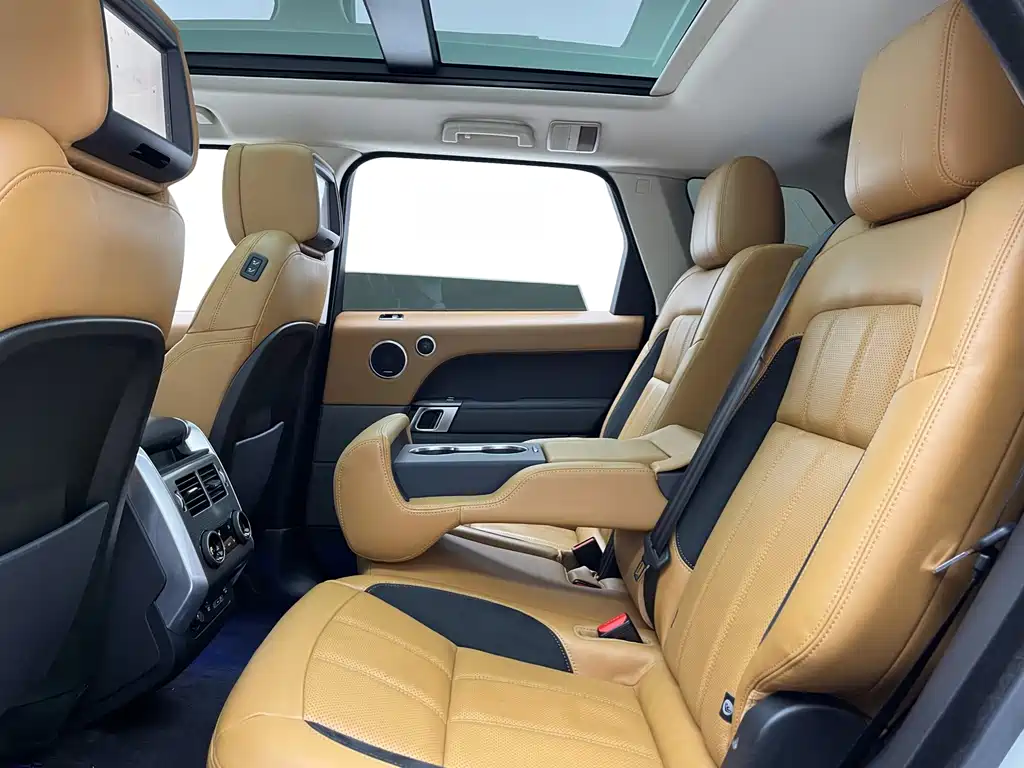 Land Rover Sport — миниатюра 11