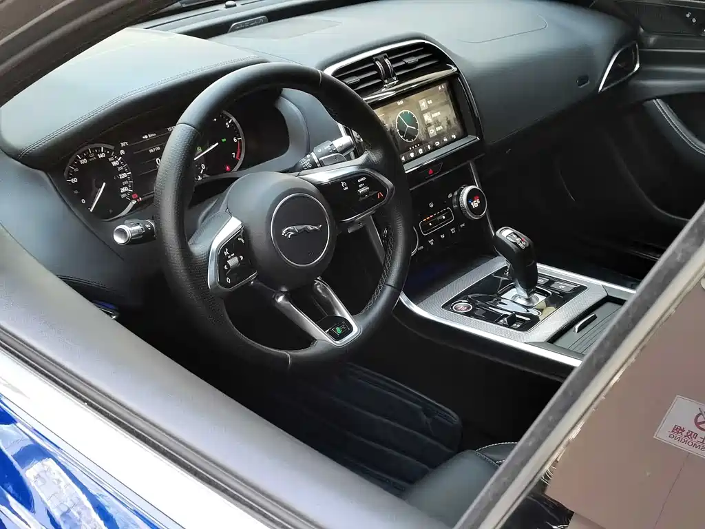 Jaguar XEL 2020 2.0T 200PS R-DYNAMIC S Sport