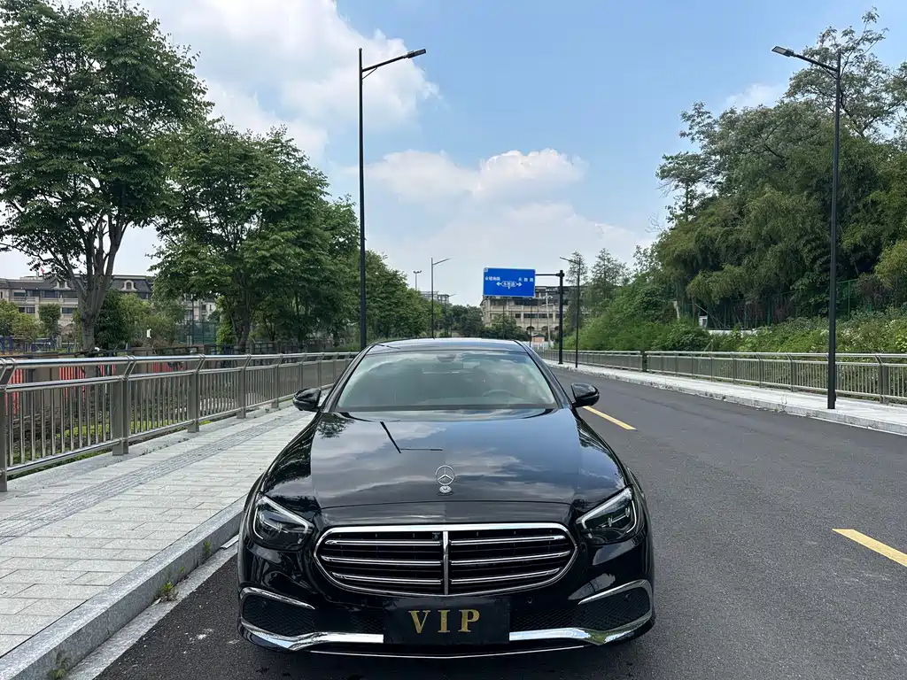 Mercedes-Benz E-Class E 2023 E 300 L Fashion