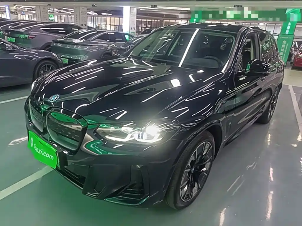 BMW iX3 — миниатюра 2