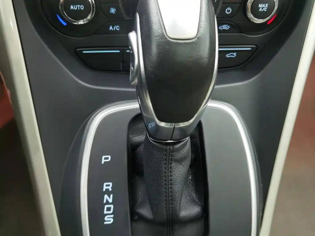 Ford Kuga — миниатюра 13