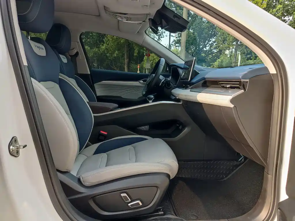 Geely Xingrui — миниатюра 9