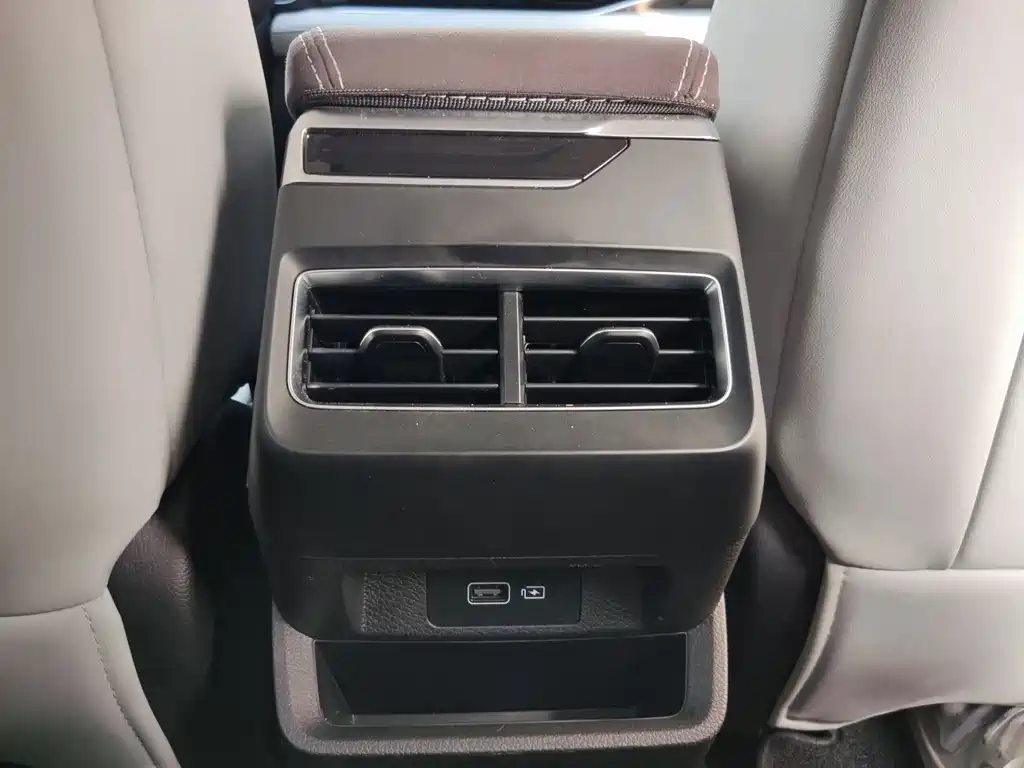 Geely Xingrui — миниатюра 12