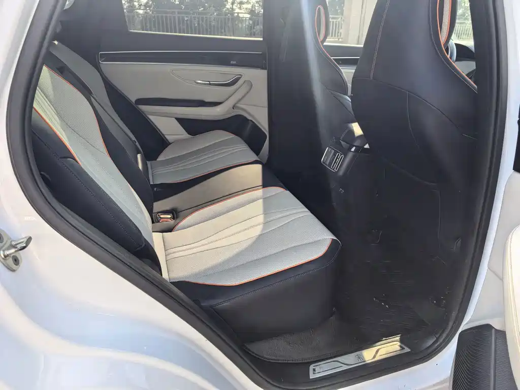 BYD PLUS New Energy — миниатюра 16