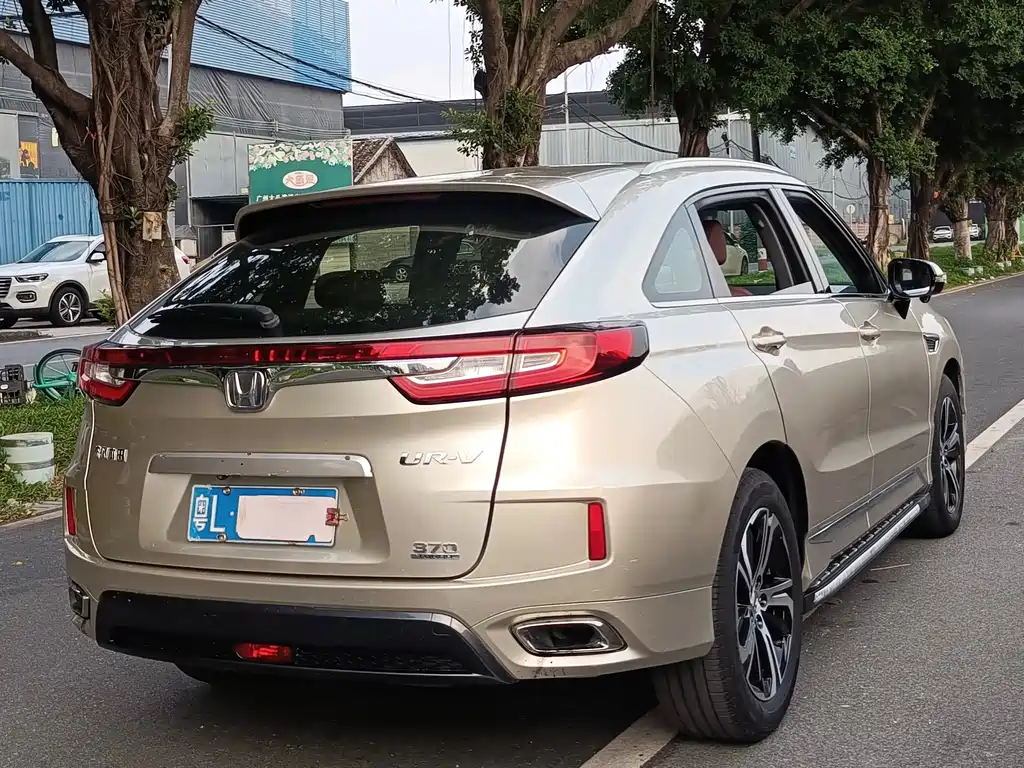 Honda UR-V — миниатюра 6