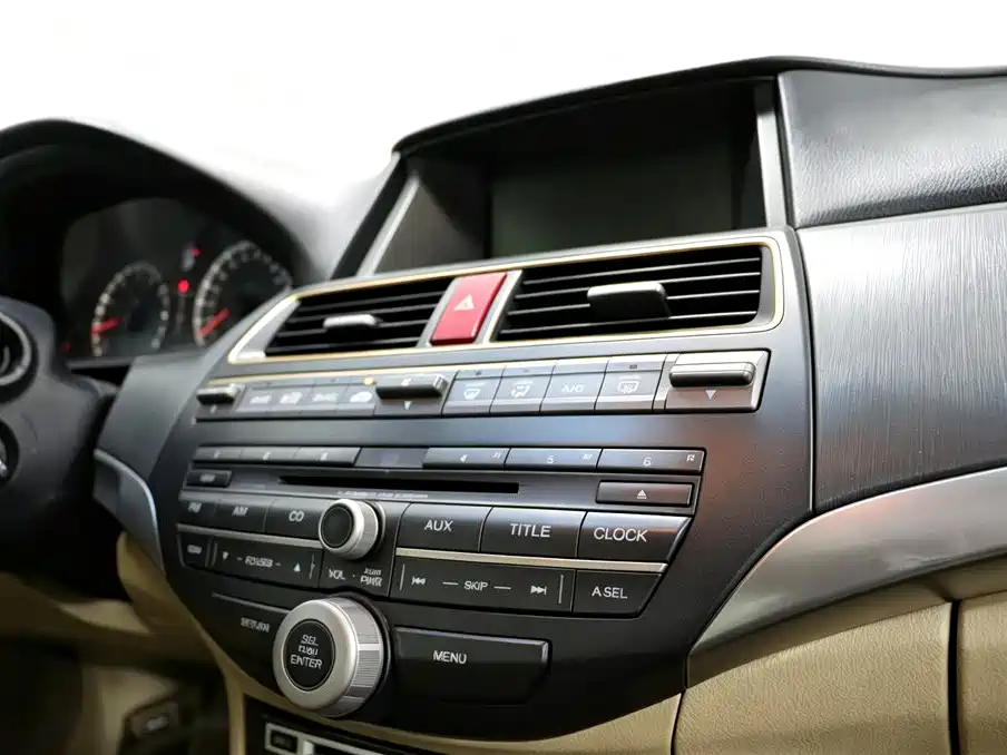Honda Accord — миниатюра 13