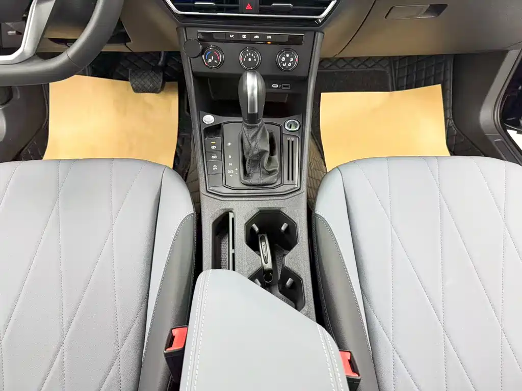 Volkswagen Lavida — миниатюра 18