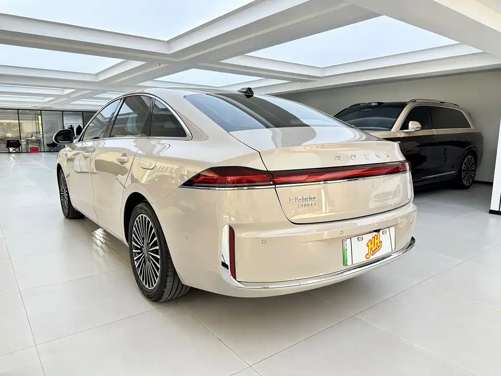 Roewe M7 DMH — миниатюра 13