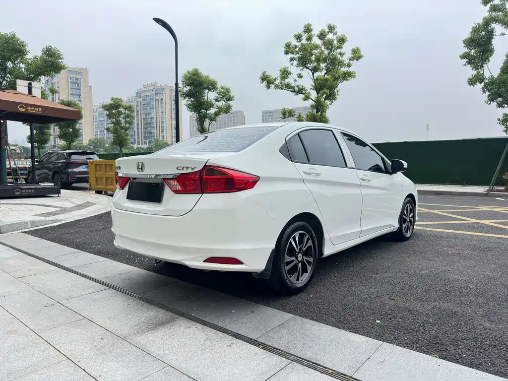 Honda City 2015 1.5L CVT Comfort