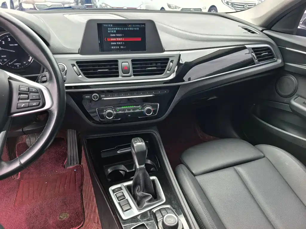BMW 1 Series — миниатюра 13